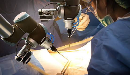 robots being used in surgery