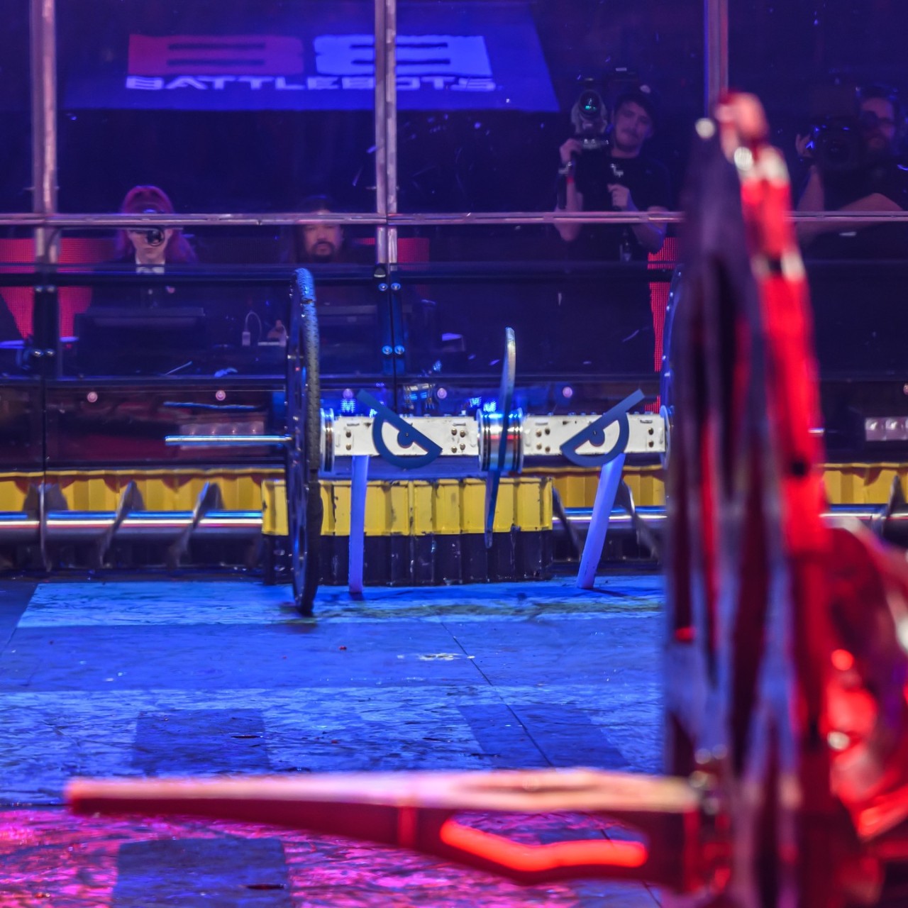 Battlebots set with giant nut